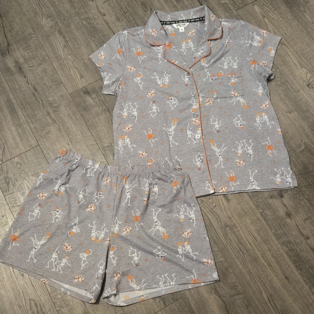 Trick or Treat Dancing Skeleton Pajama Set Women's M Halloween Short Sleeve 2pc